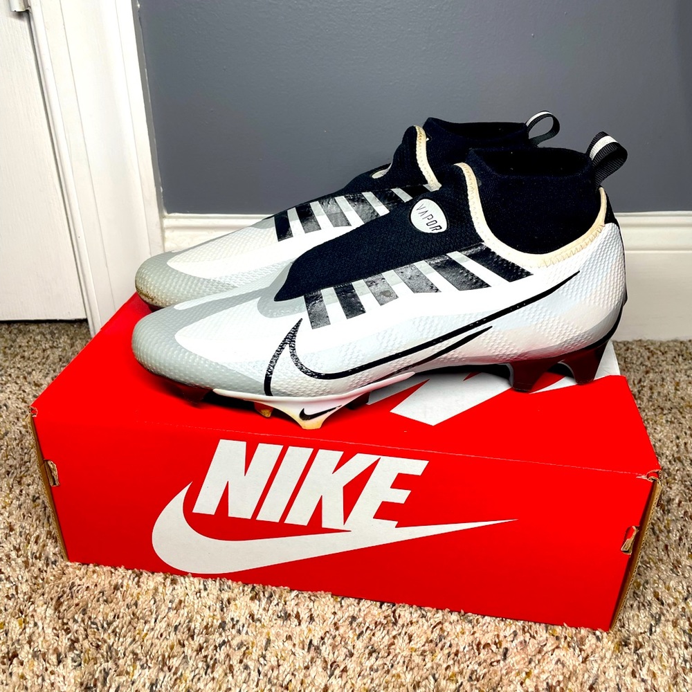 Nike Men’s Vapor Edge Pro Cleats